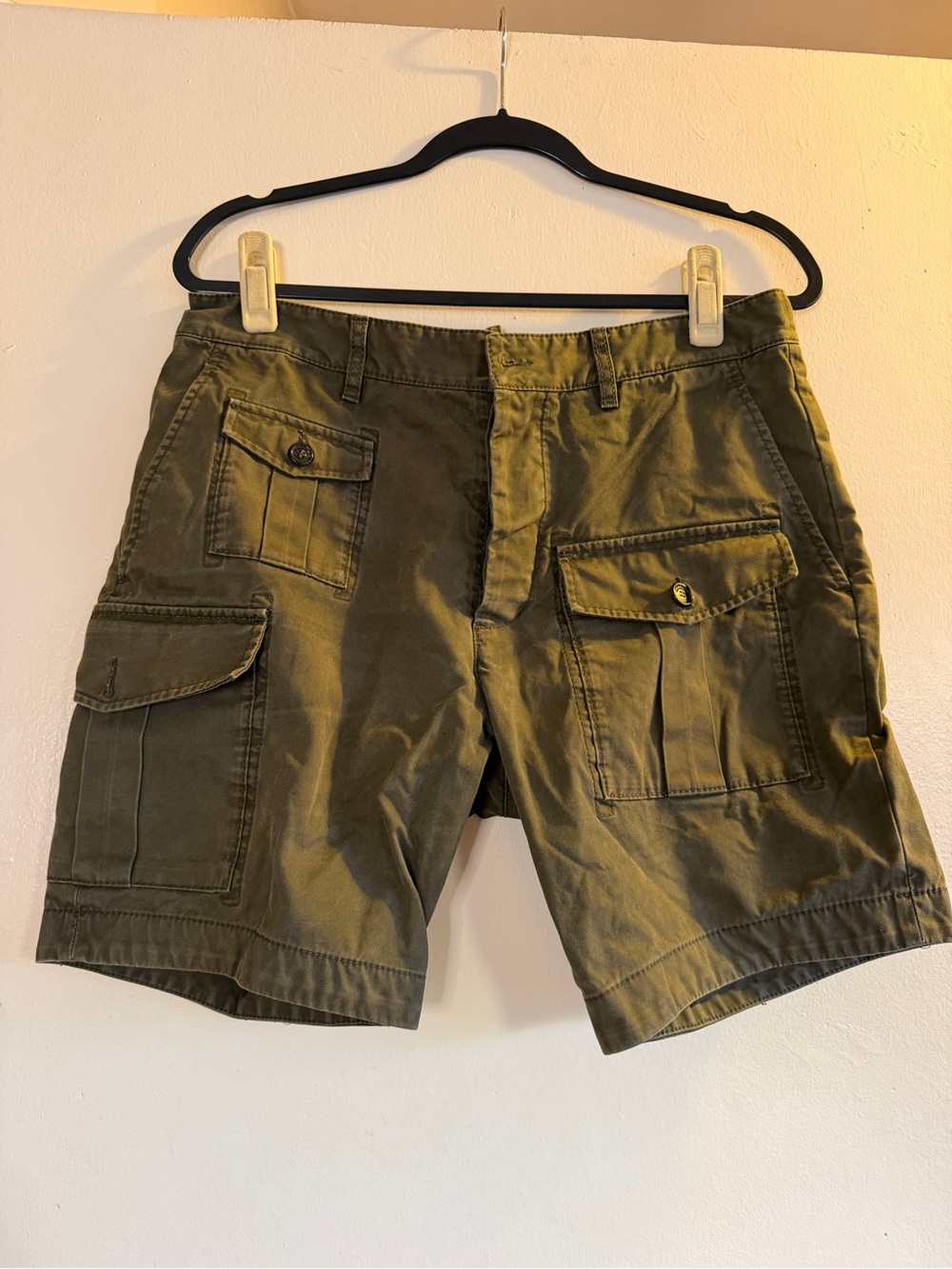 DSQUARED2 Olive Green Cargo Shorts with Multi-Pocket Design
